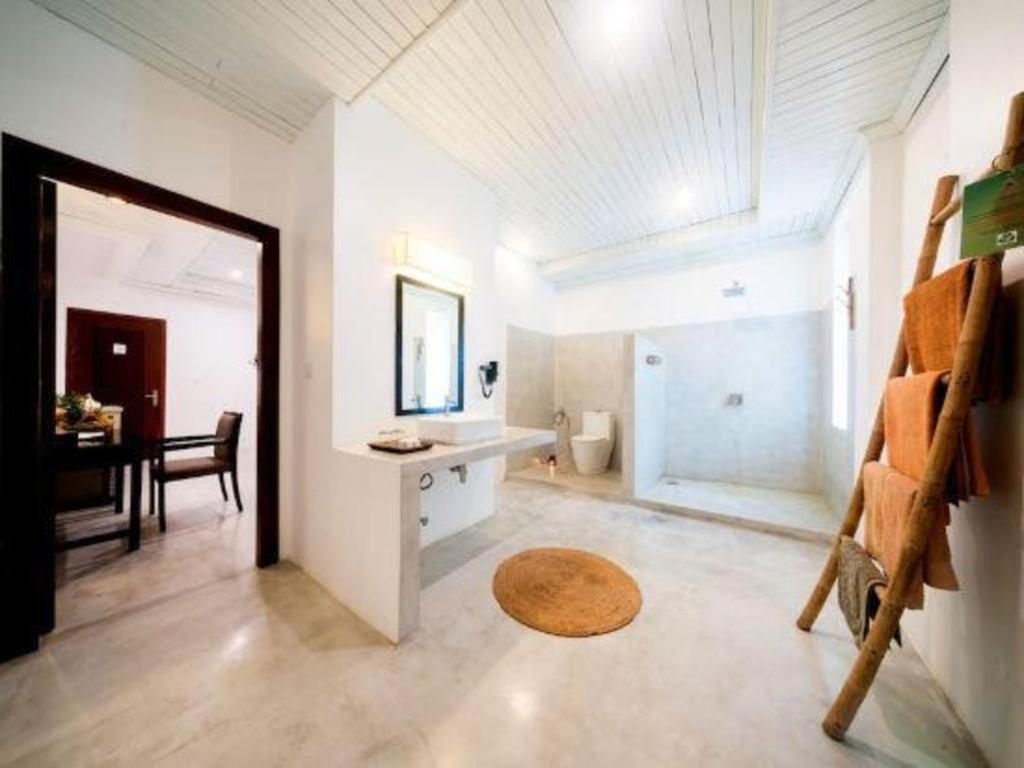 La Residence Blanc D' Angkor Сиемрип Экстерьер фото