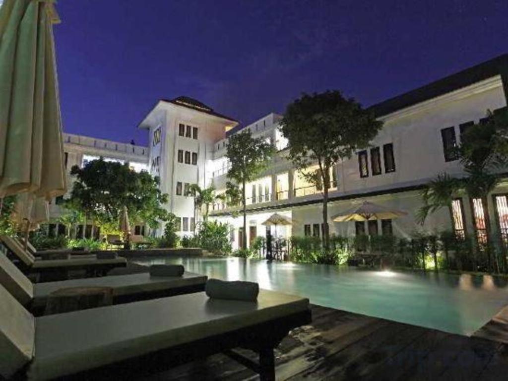 La Residence Blanc D' Angkor Сиемрип Экстерьер фото